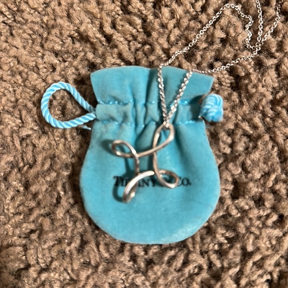 🔹Authentic Tiffany Cross Necklace with 26 in chain🔹 - Picture 3 of 7